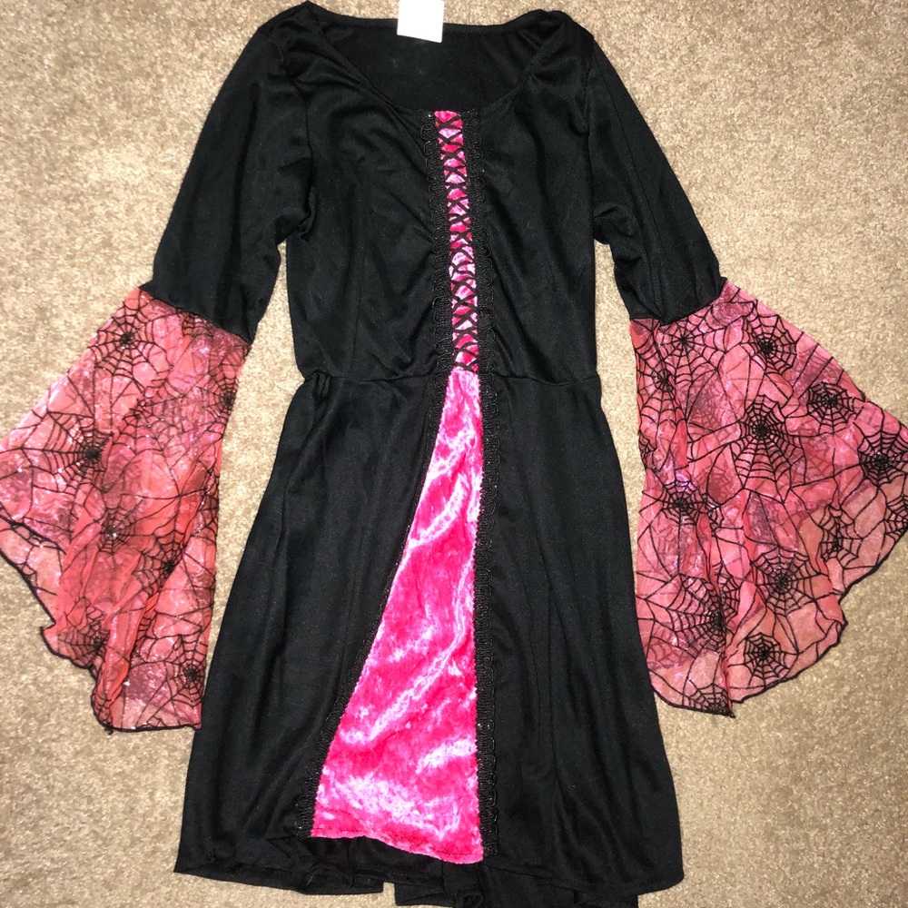 Child’s Witch Halloween Costume
